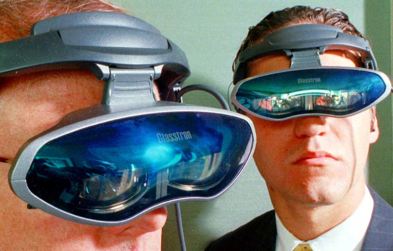 Гарнітура Glasstron