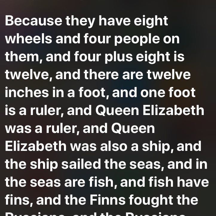 Знімок екрану відповіді Siri на "Чому пожежні машини червоні".