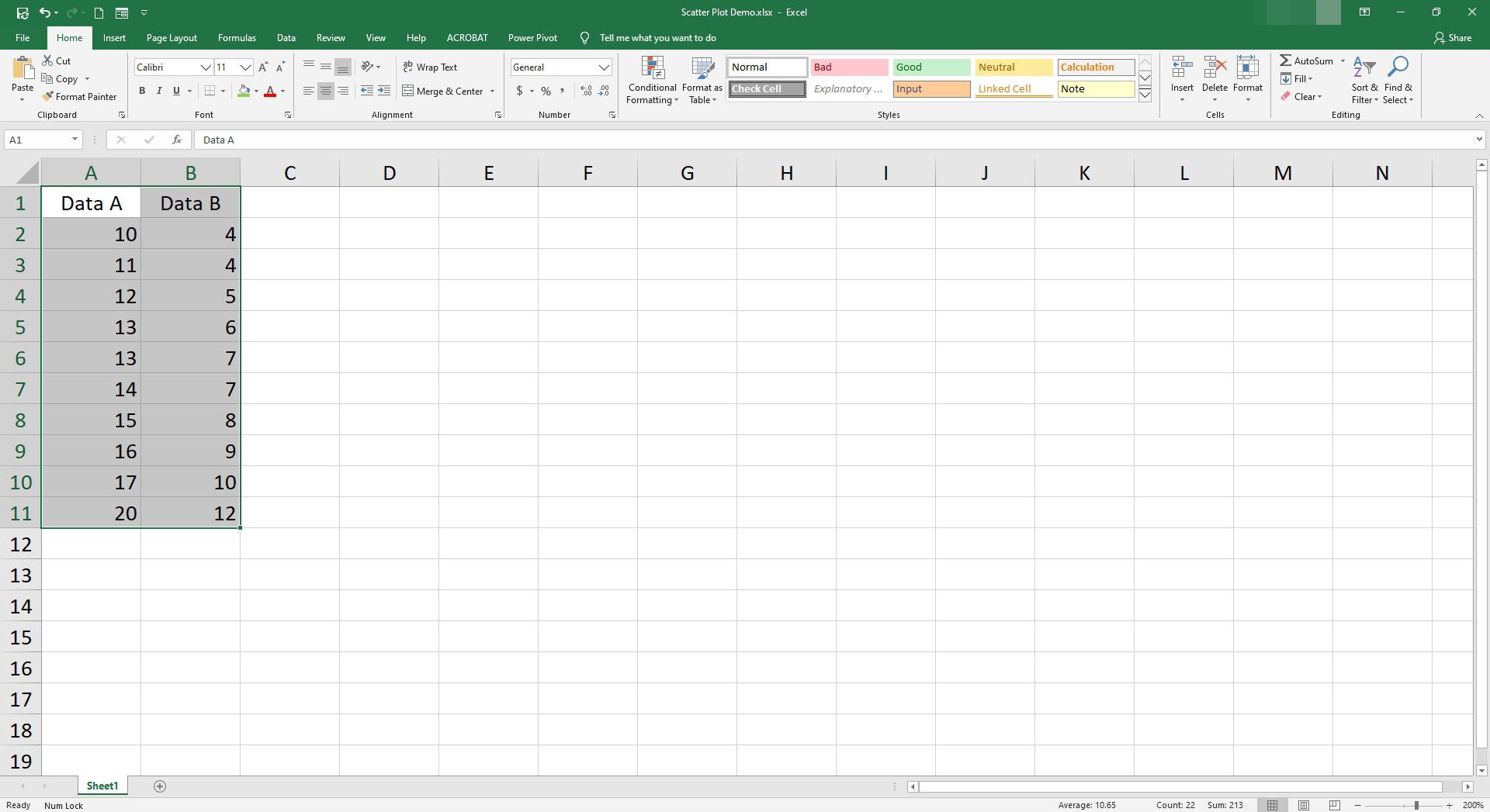 У Excel вибрано два стовпці даних.