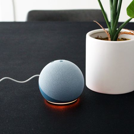 Amazon Echo Dot (4-го покоління)